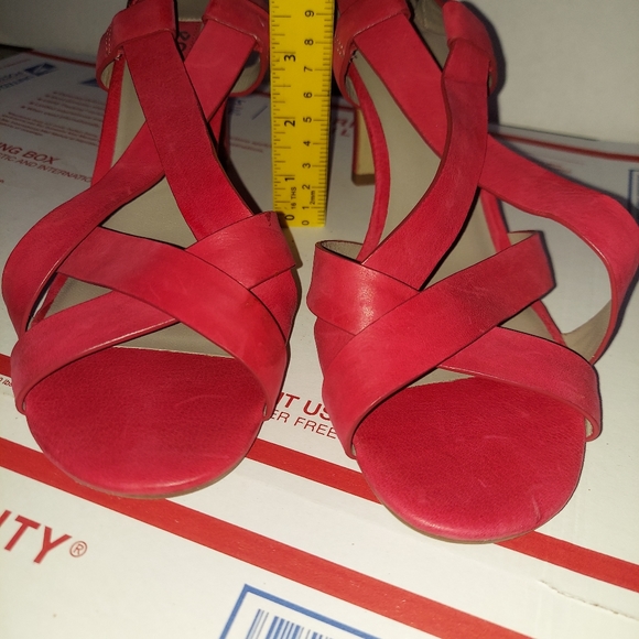 Size 39 ECCO Red 3inch heels - Picture 13 of 13